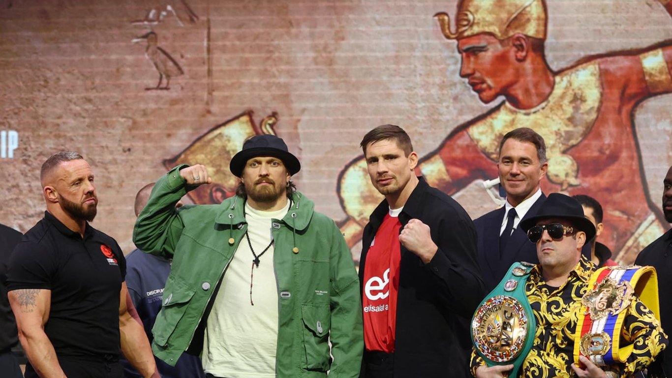 Джейк Пол заявив про бій з Усиком за правилами ММА