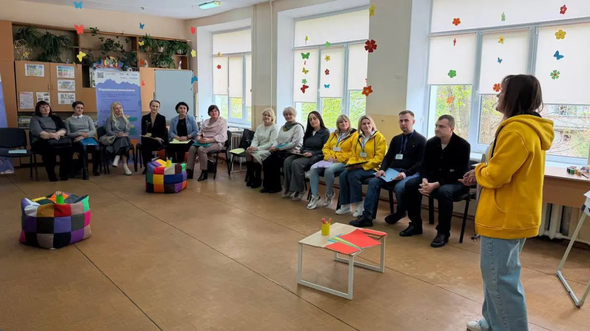 Ментальна стійкість освітян: у Хмельницькому провели незвичайний тренінг для директорів …