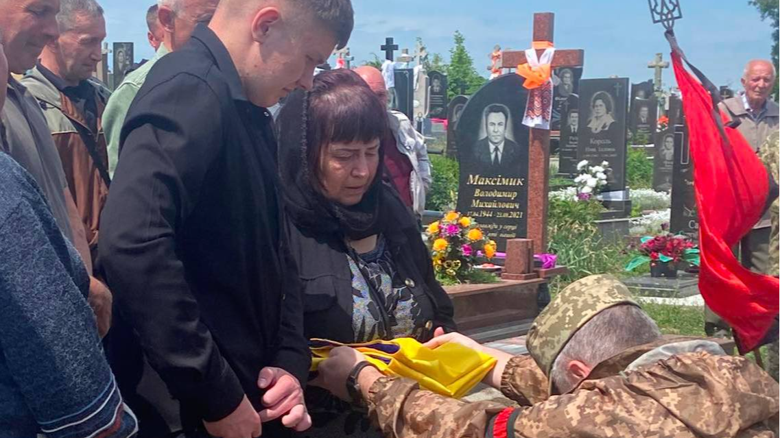 Довгі місяці невідомості та надії: на Волині в останню дорогу …
