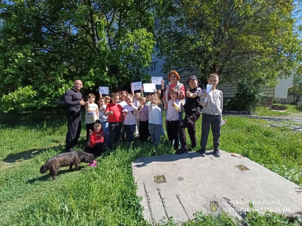 Догляд за тваринами та правила безпеки: поліція та зоозахисники провели …