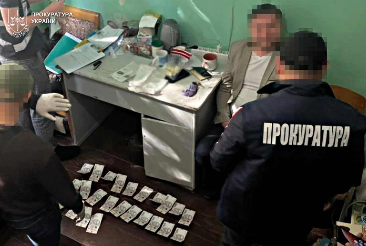 Долари за ВЛК і «студентство» за гривні: на Львівщині судитимуть …