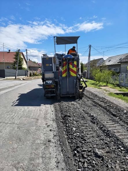 Дороги Закарпаття: під Ужгородом розпочали капітальне оновлення важливого маршруту