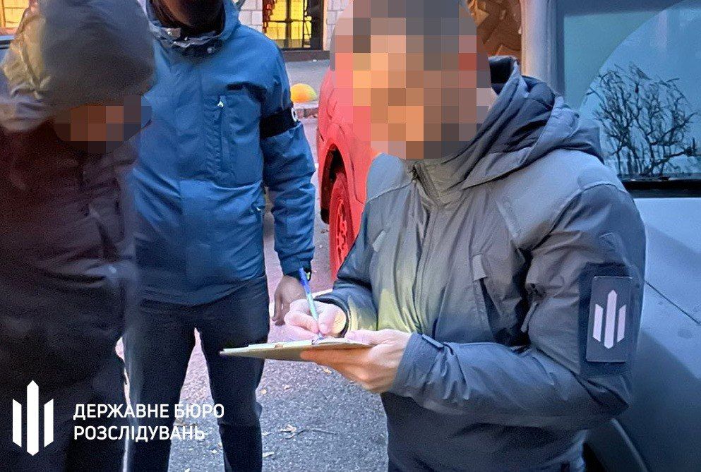 До $20 тисяч за «втечу»: у Запоріжжі правоохоронці організували схеми …