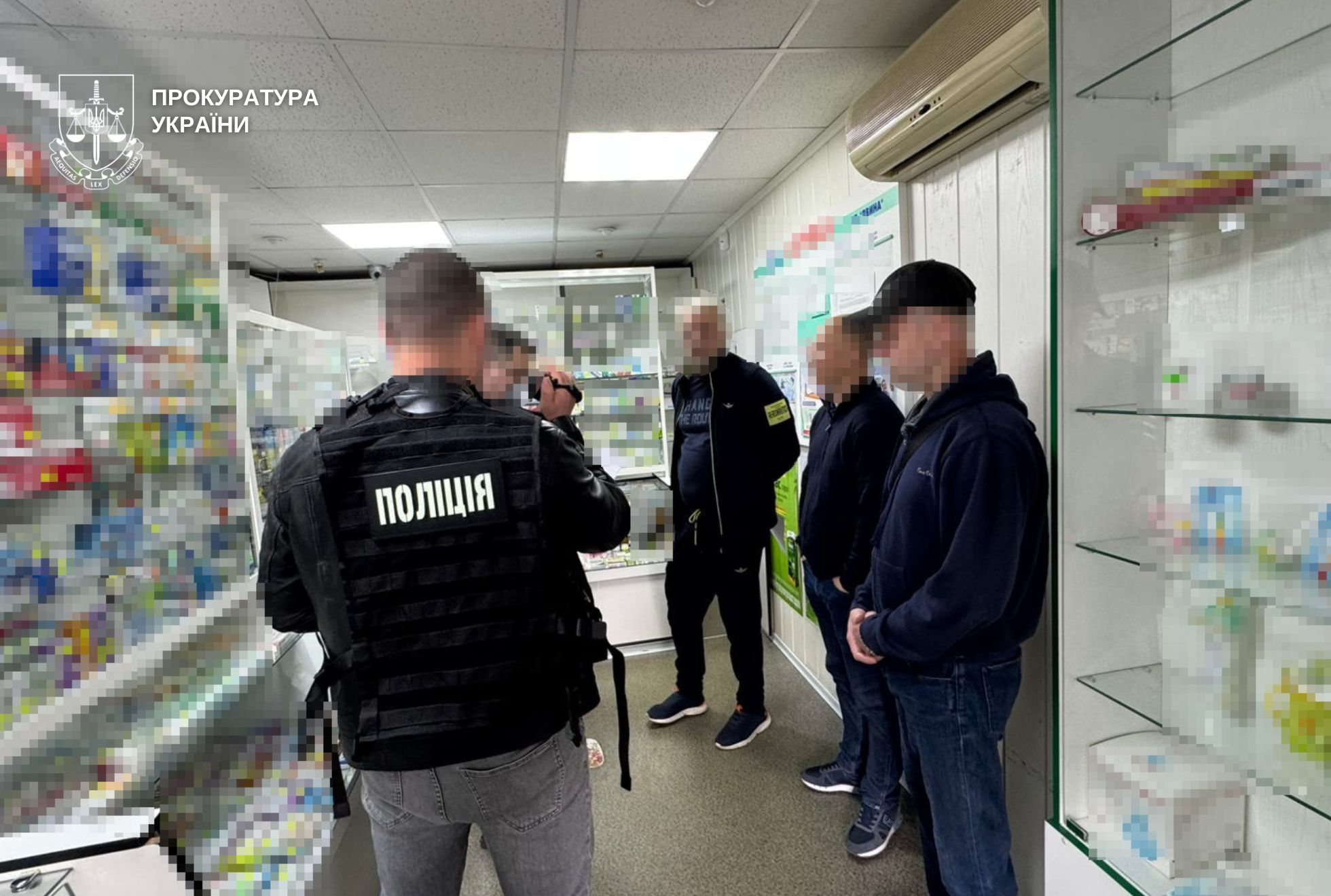 Продаж без рецептів: у Дніпрі підозрюють аптечну мережу у незаконному …