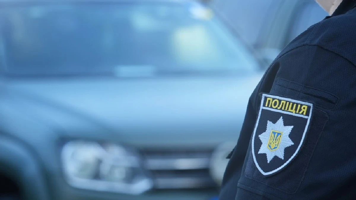 Дрон російських військ атакував блокпост на Херсонщині, пошкоджене авто поліції