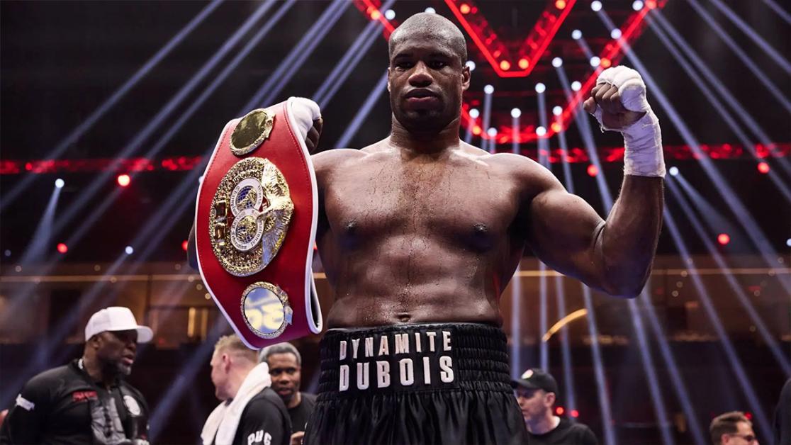 Дюбуа достроково переміг Вордлі та забрав пояс WBO у надважкій …