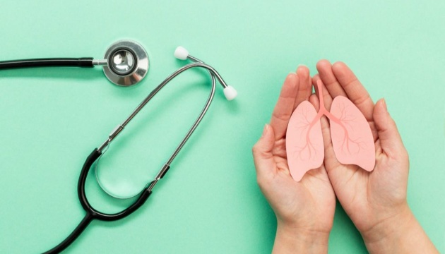 Діагностика та лікування туберкульозу: НСЗУ уклала з медзакладами договори на …