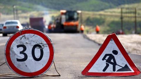 Ділянку вулиці Трускавецької до завтрашнього ранку перекриють для транспорту