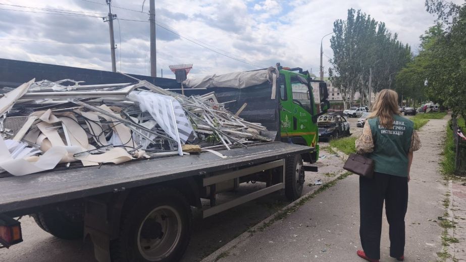 Екологи показали наслідки удару по центральному району Запоріжжя