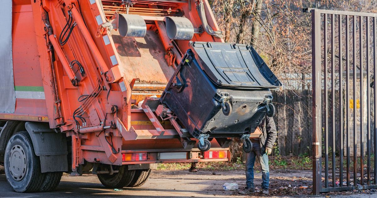 Ексголову на Львівщині повторно судитимуть за фіктивну закупівлю сміттєвоза