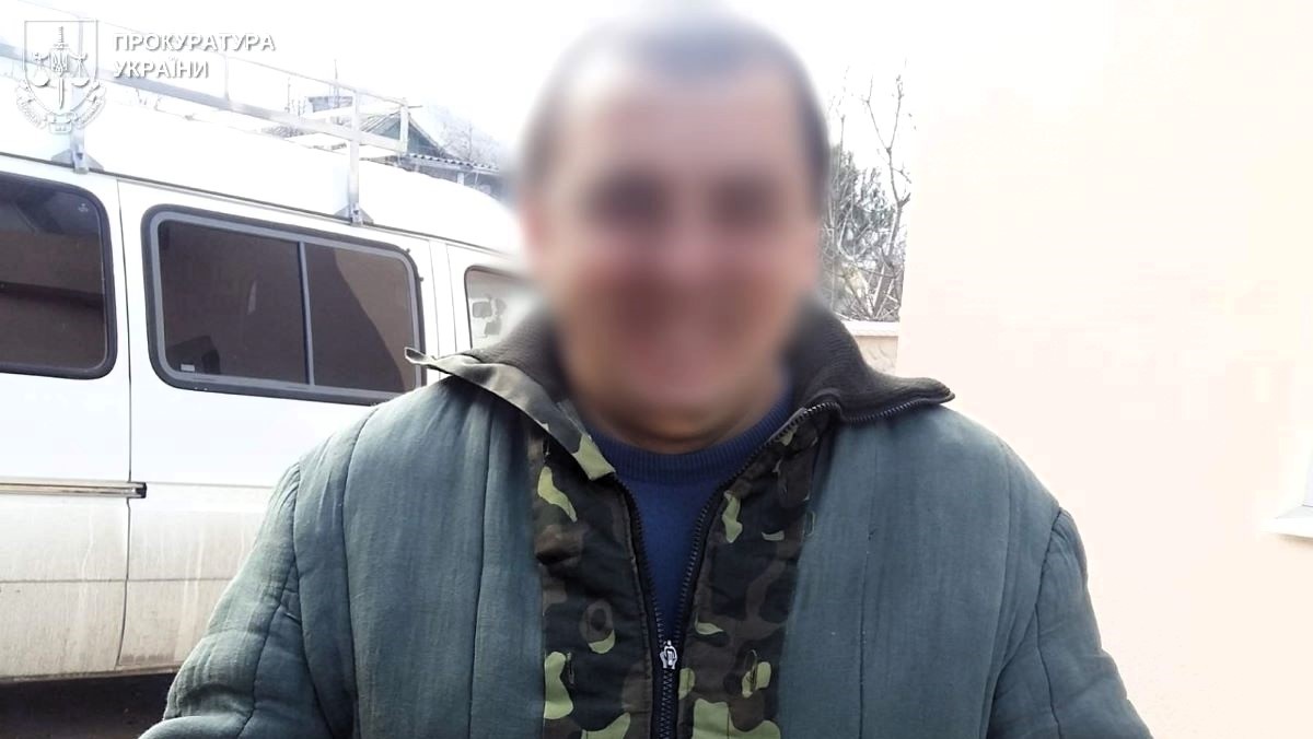 Колишнього командира морської бази Севастополя звинуватили у дезертирстві та зраді