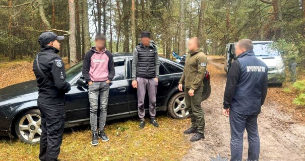 Екстрадували з Польщі: на Рівненщині судитимуть організатора схеми втечі за …