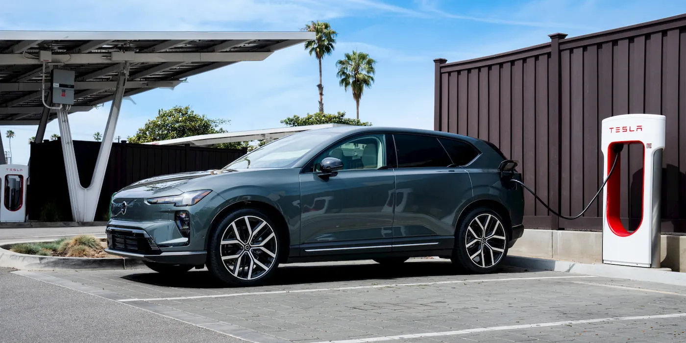 Електромобілі Volvo отримають доступ до зарядок мережі Tesla Supercharger у …