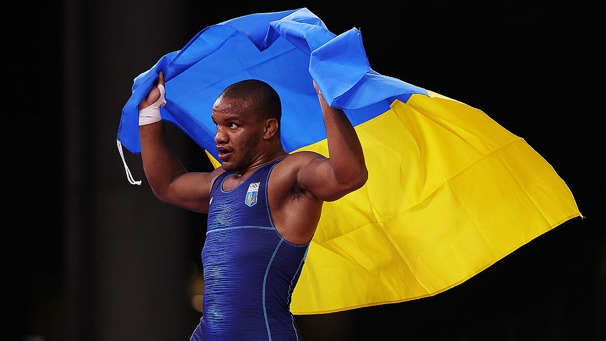 Від олімпійського золота до октагона: Жан Беленюк проведе дебютний бій …