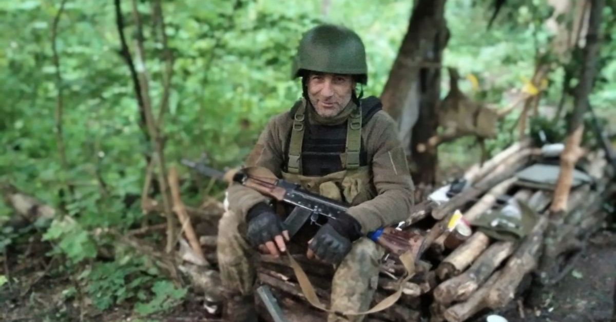 Жив у Криму та працював закордоном: памʼяті воїна Василя Лаврука …