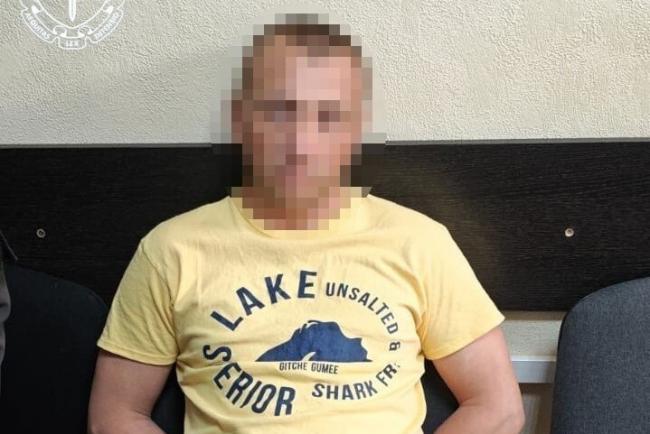 Житель Рівненщини ударом в шию тяжко травмував односельця