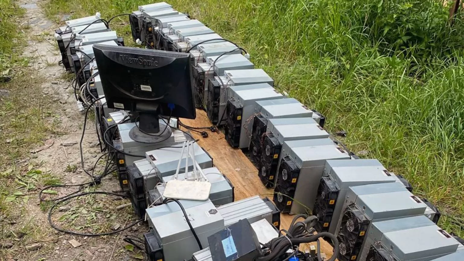 Жителю Києва загрожує до 15 років за майнинг криптовалюти поза …