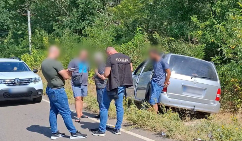 Жителя Білгорода-Дністровського засудили до п’яти років ув’язнення за незаконне переправлення …