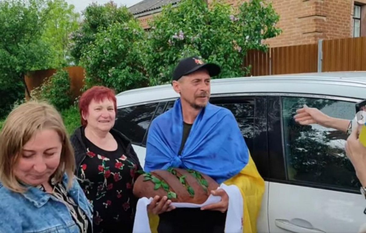 Жмеринська громада зустріла з полону Олександра Лисакова, який вважався безвісти …
