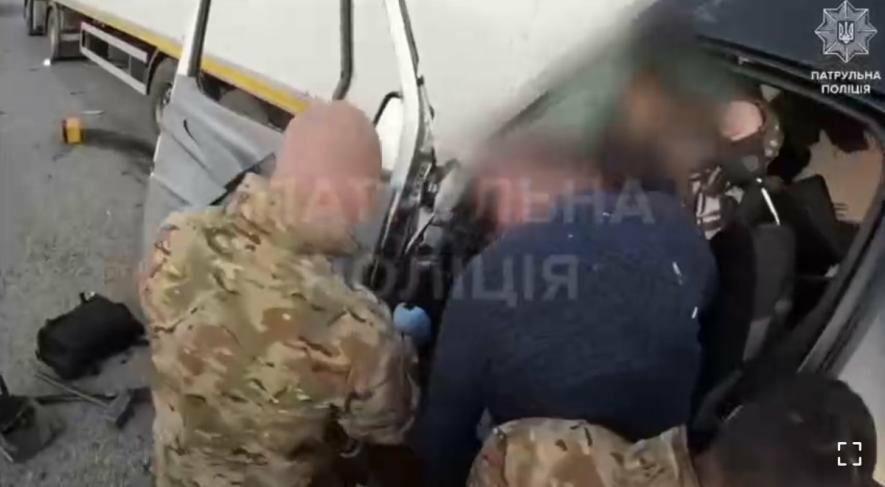 Жорстке зіткнення зі смертельними наслідками на дорозі Дніпро–Запоріжжя