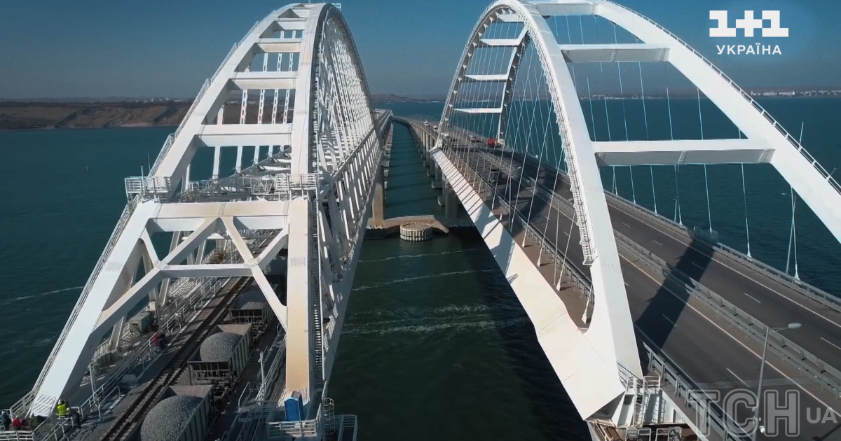 ЗСУ вдарили біля Кримського мосту не просто катери: чим важливі …