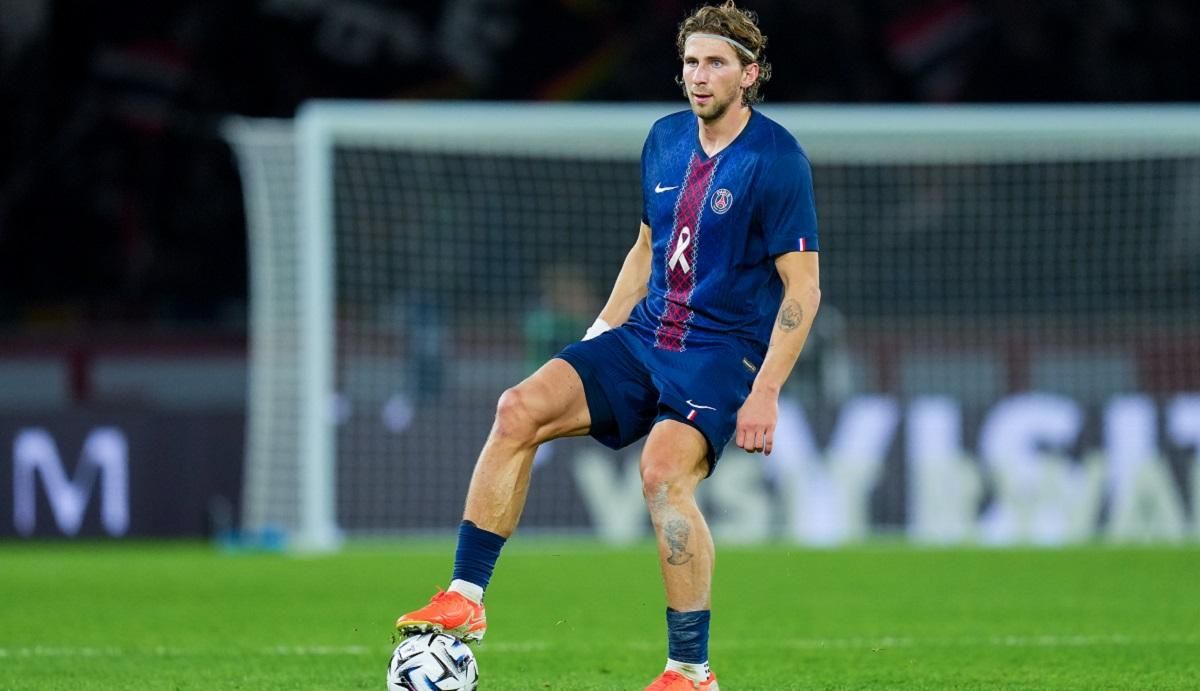 Забарний потрапив у топ-2 футболістів ПСЖ за кількістю зіграного часу …