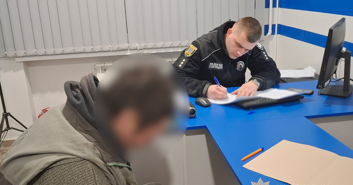 Завдав понад 20 ударів ножем: жителя Білгород-Дністровського району відправлено на …