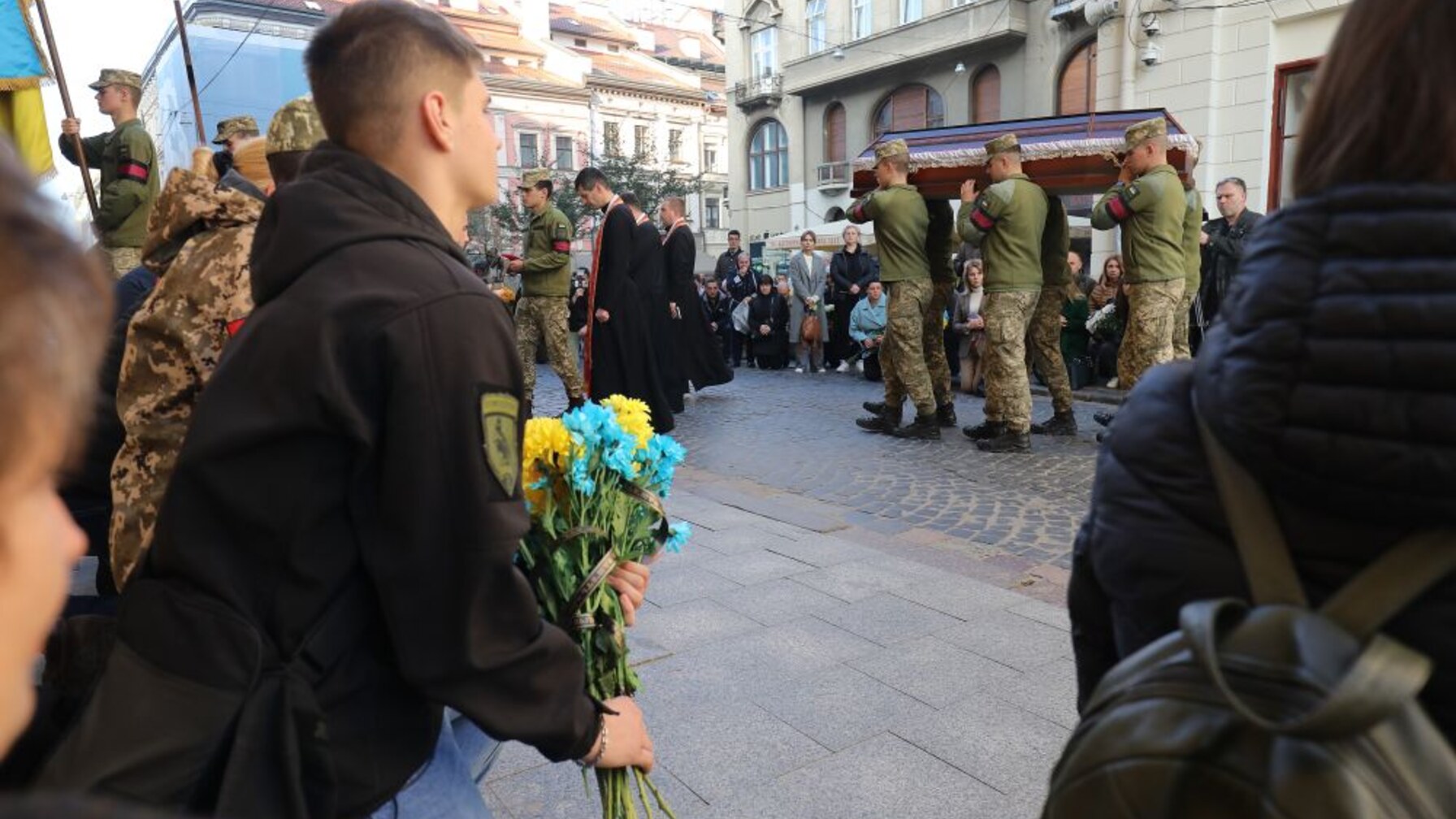 Завтра Львів попрощається з трьома Захисниками України
