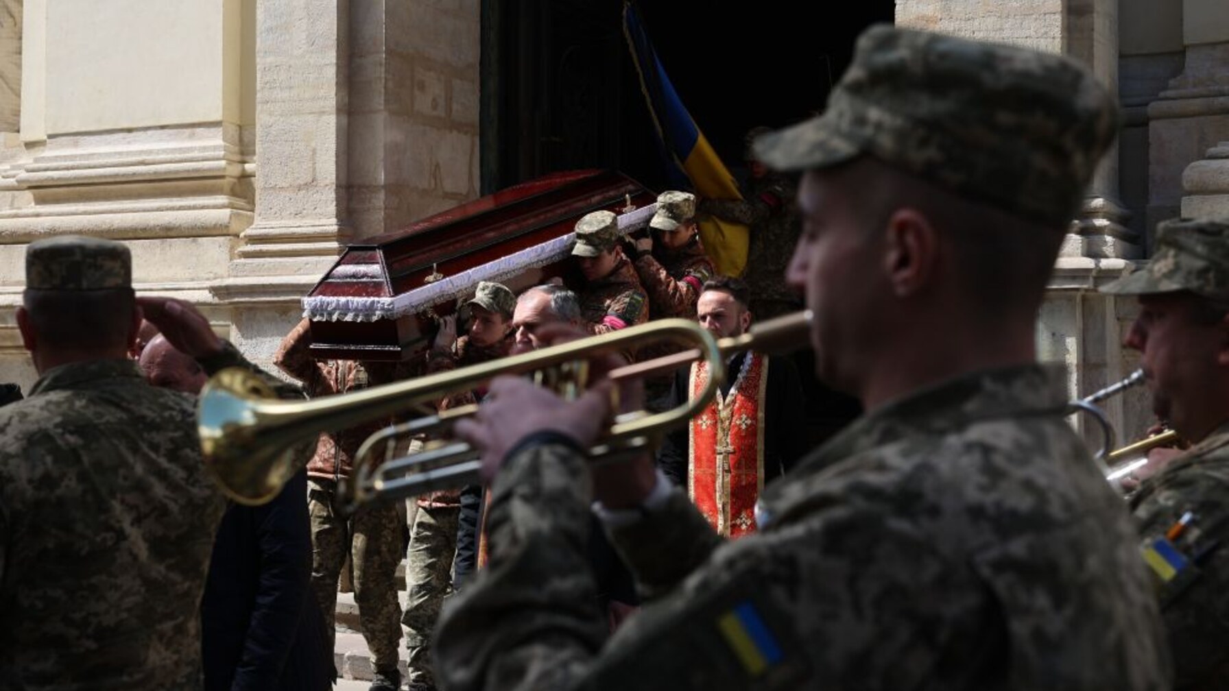 Завтра Львів попрощається із чотирма Захисниками. Що про них відомо