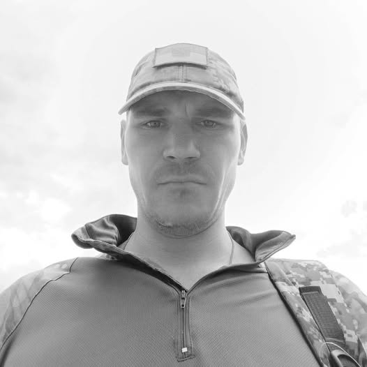 Загинув на Запоріжжі: у Черкасах попрощалися із захисником України