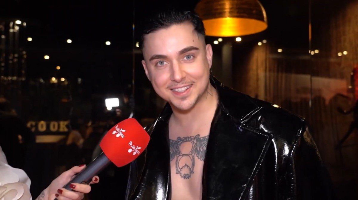 "Заглядаюся на хлопців і дівчат": Melovin зізнався, чи ходив вже …