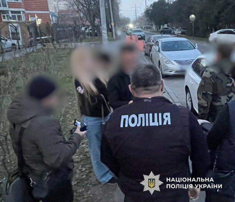 Закрити "хвости" за гроші: в Одесі судитимуть працівницю коледжу
