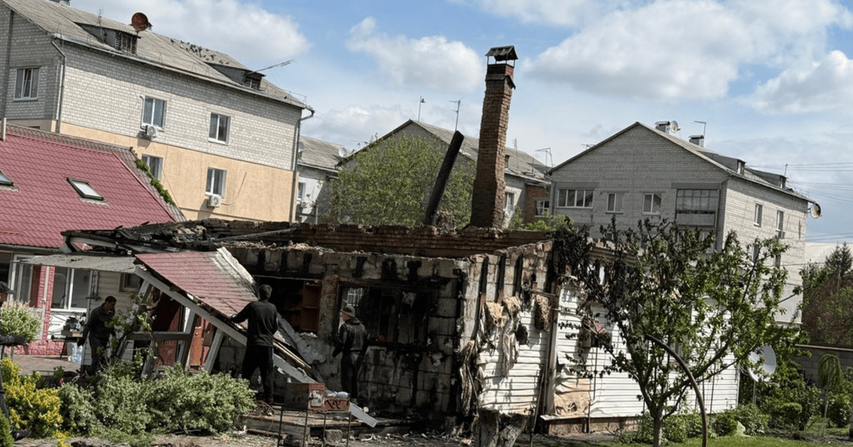 Залишилися лише спогади і попіл: на Київщині росіяни зруйнували дім …