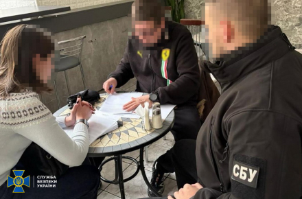За захоплення майна заводу хімволокна судитимуть трьох житомирян і держреєстраторку, …