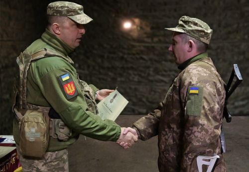 За успішне виконання бойових завдань відзначили воїнів 44-тої артилерійської бригади …