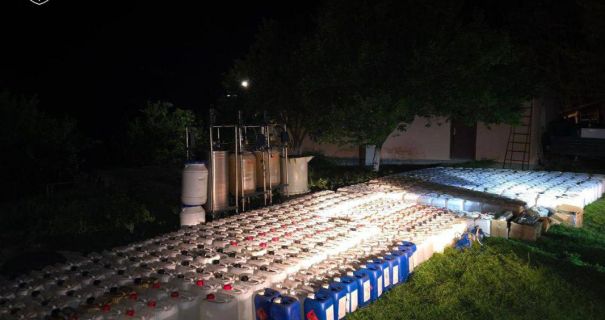 За ґрати відправили виробників "солей", які постачали наркотики по всій …