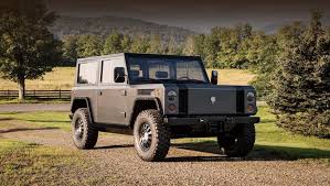 Збанкрутілий стартап Bollinger розпродує активи: компанія йде з молотка через …