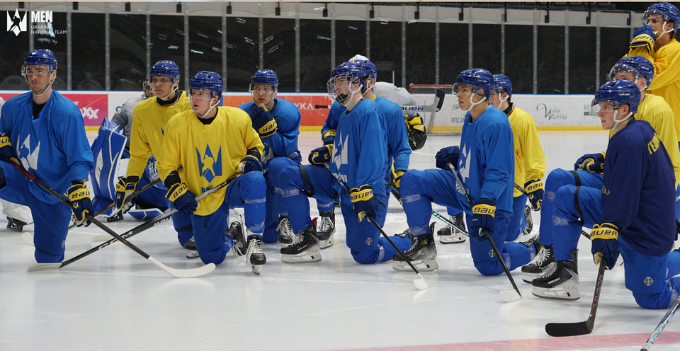 Збірна України з хокею завершує збір у Битомі та майже …