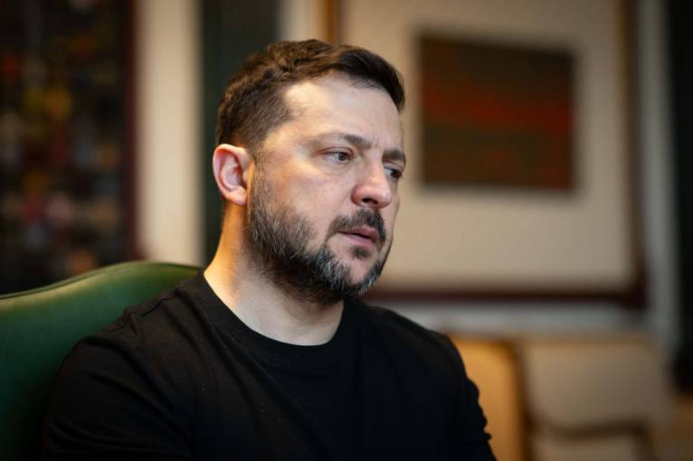 Зеленський: "Удари по НПЗ у Туапсе коштуватимуть Росії мільярди доларів"