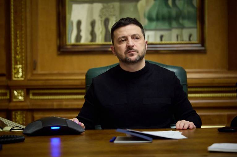 Зеленський: "Україна будує систему захисту від атак"