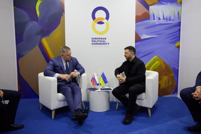 Зеленський домовився із Фіцо про взаємні візити