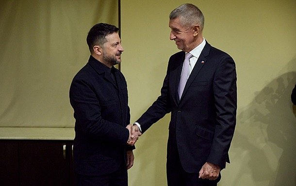 Зеленський зустрівся з прем'єром Чехії Бабішем