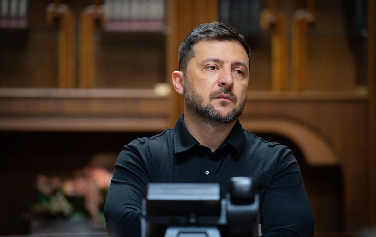 Зеленський зустрівся із представниками фракції монобільшості у Раді: про що …