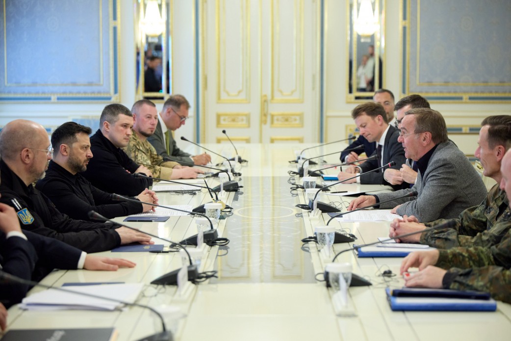 Зеленський обіцяє Росії сюрприз після підписання нових угод із Німеччиною