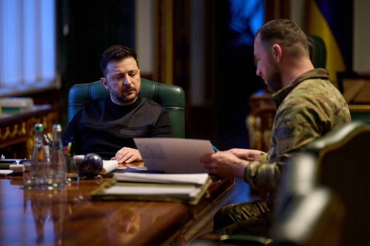 Українські "далекобійні санкції" в дії: Зеленський подякував СБУ за влучність …