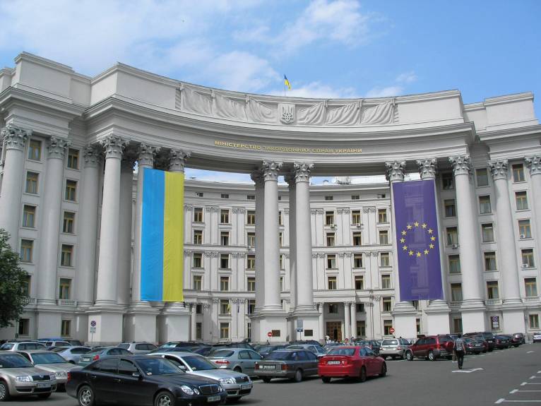 Зеленський і Мадяр: зустріч під умовами – МЗС України