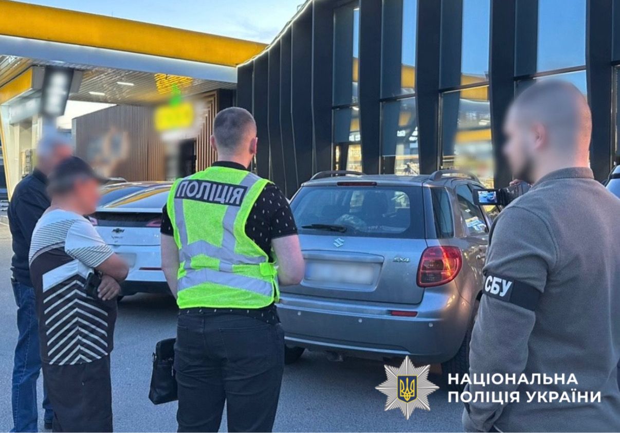 Злочинці на Київщині влаштували нелегальний перетин кордону за 35 тисяч …