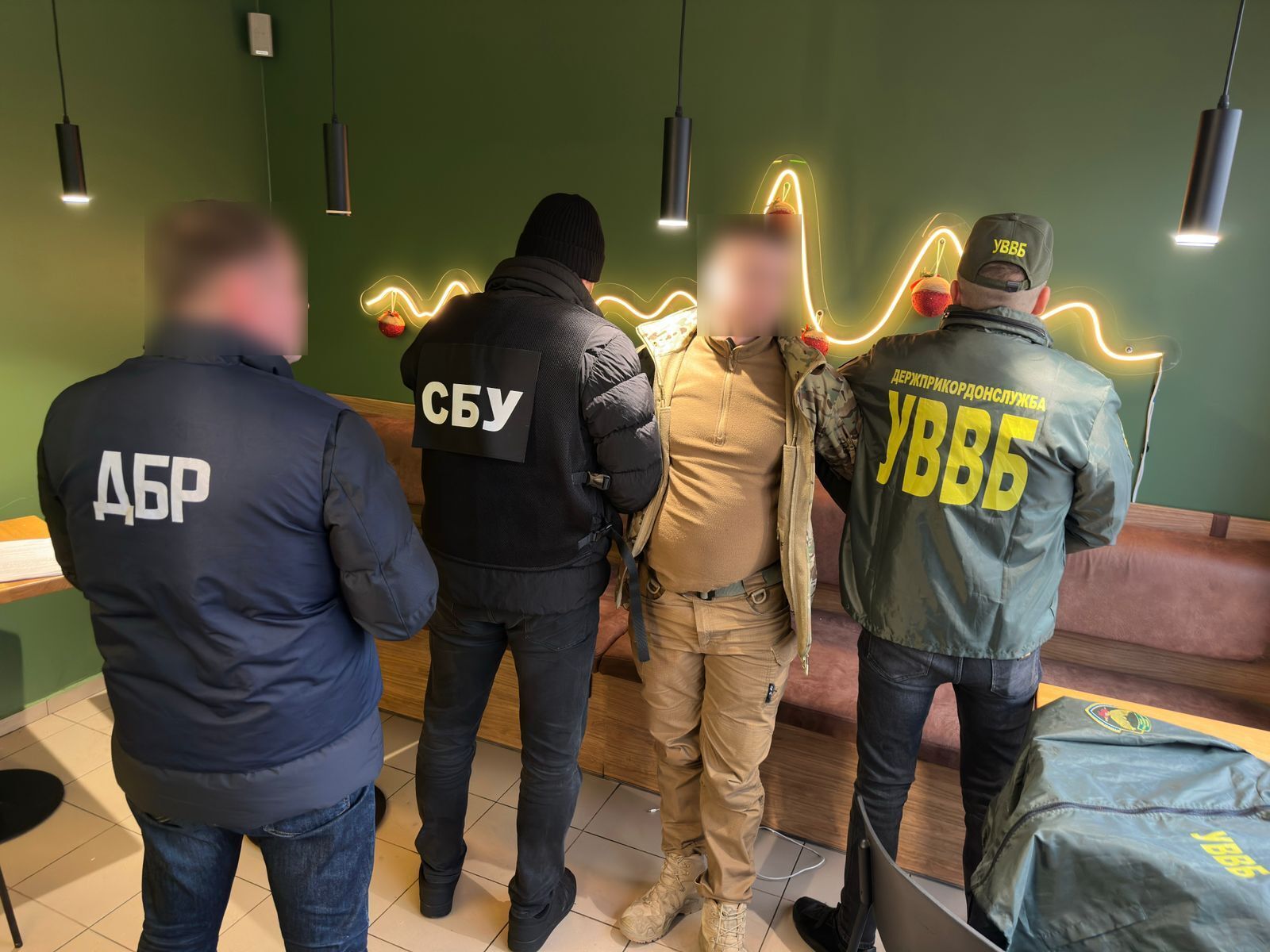 Обіцяв службу в тилу за "кругленьку" суму: у Львові суд …