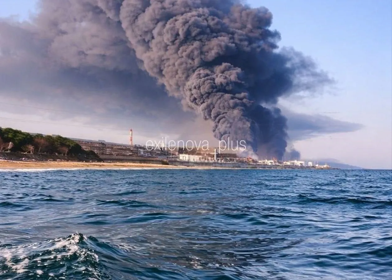 З’явилися нові супутникові знімки наслідків удару по Туапсе