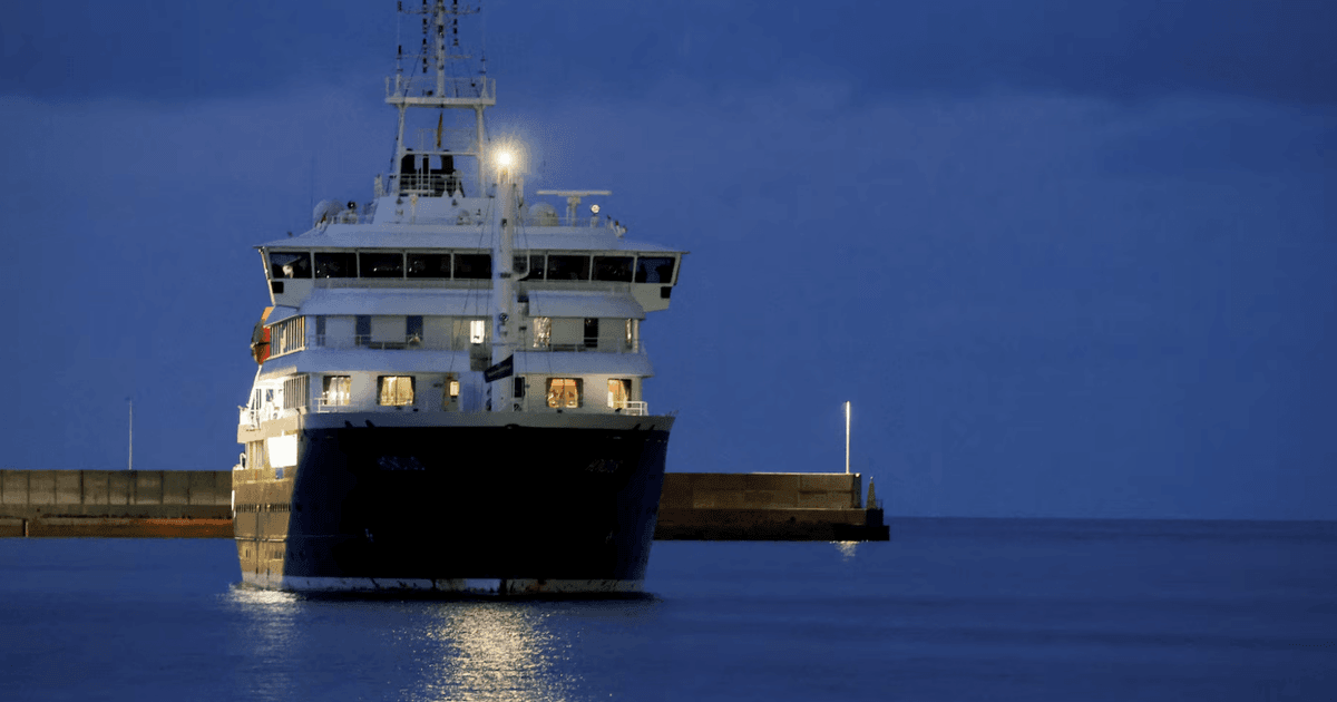 З круїзного лайнера MV Hondius евакуюють українця після виявлення хантавірусу …